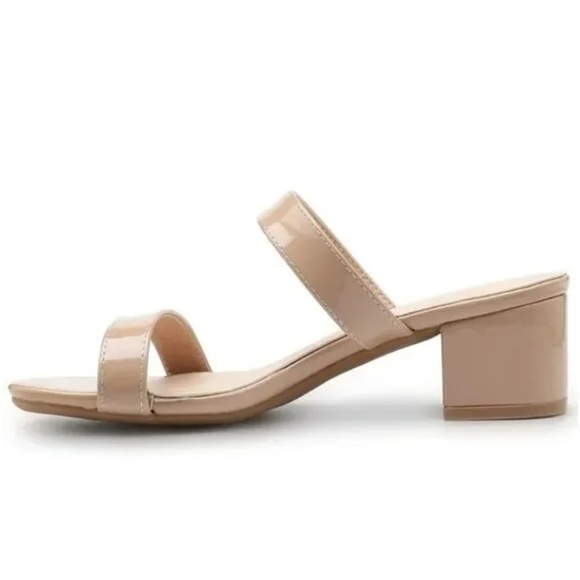 Elegant NINE WEST Nude Block Heel Sandals - Picture 1 of 1